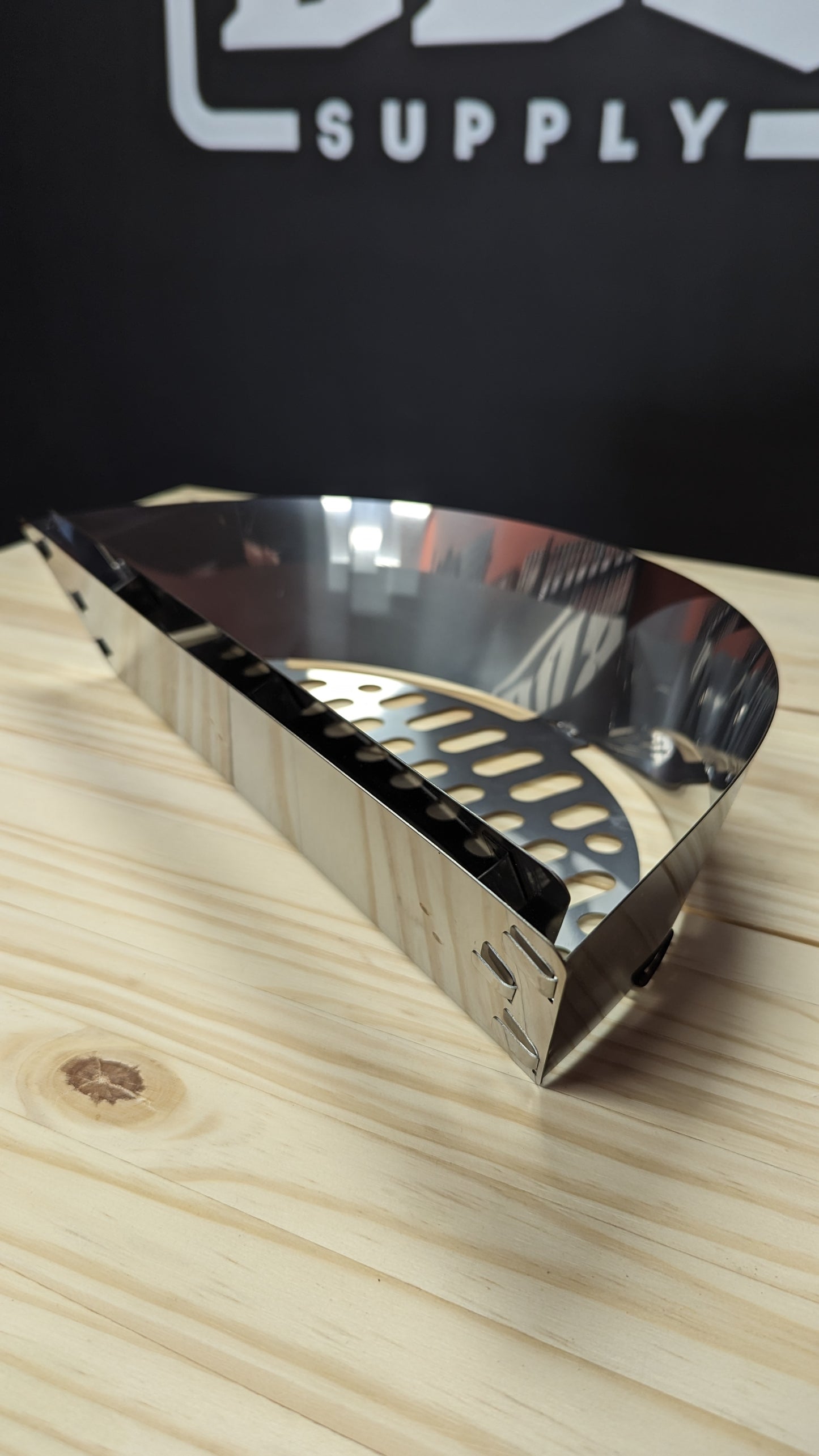 Slow 'N Sear Charcoal Basket